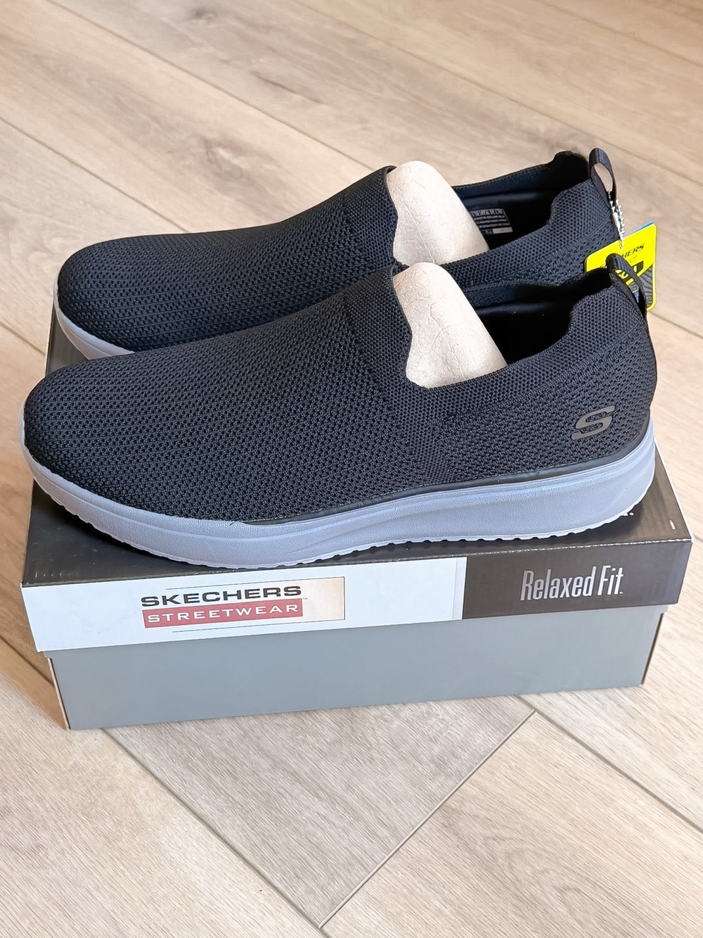 SKECHERS CROWDER ARMEL MEN'S KNITTED SLIP ON STREETWEAR SNEAKER BLACK SIZE13 NIB